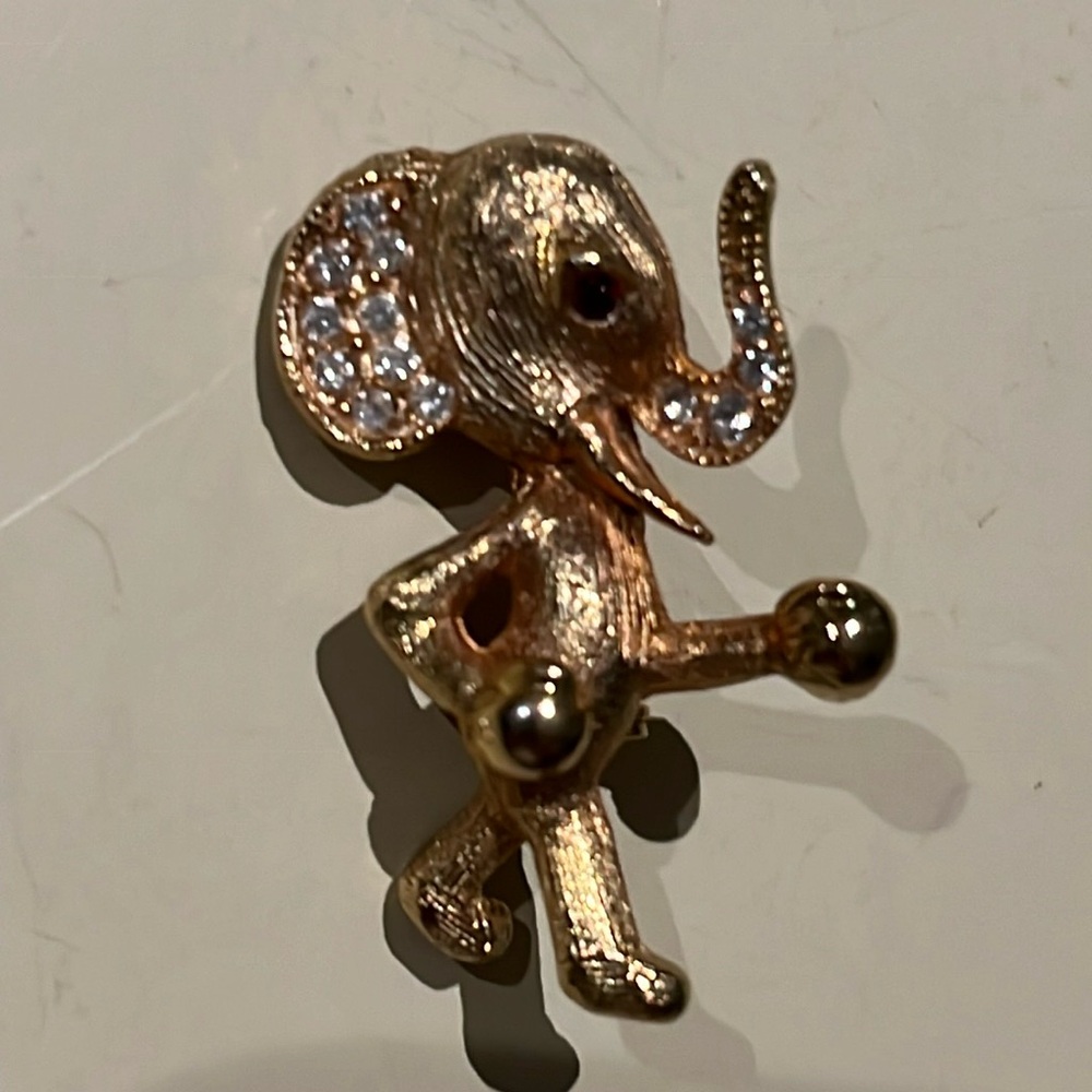 Mid Century Brooch or Pin Elephant Wearing Boxing Gloves Gold Tone, Rhinestones